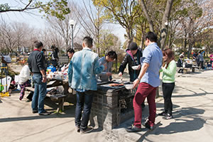 バーベキュー場 キャンプ場 花博記念公園 鶴見緑地